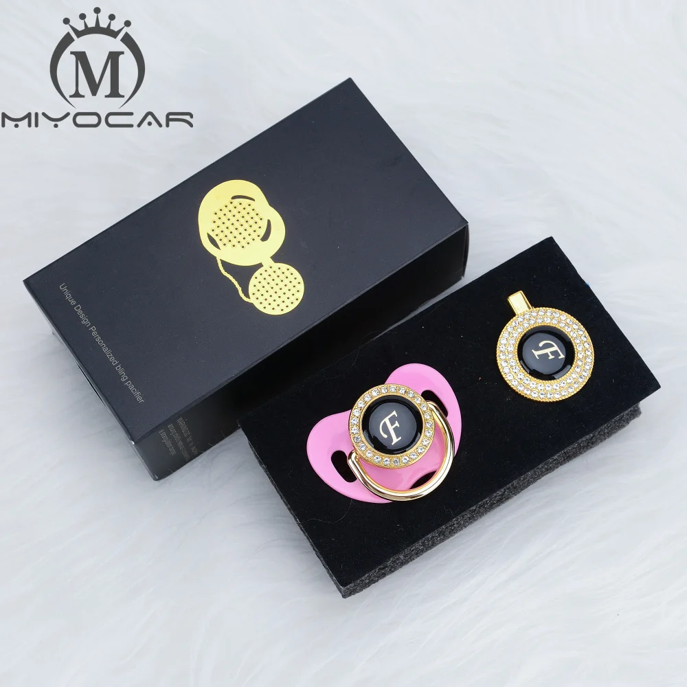 Набор красивых зажимов для соски и миокар с именем инициалами буквами F