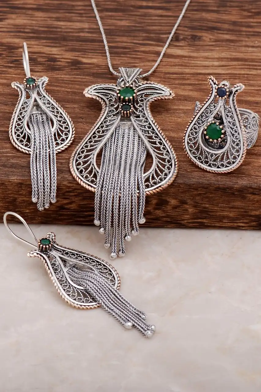 

Tulip Design Silver Set 2003Hand Made Silver Jewellery Set