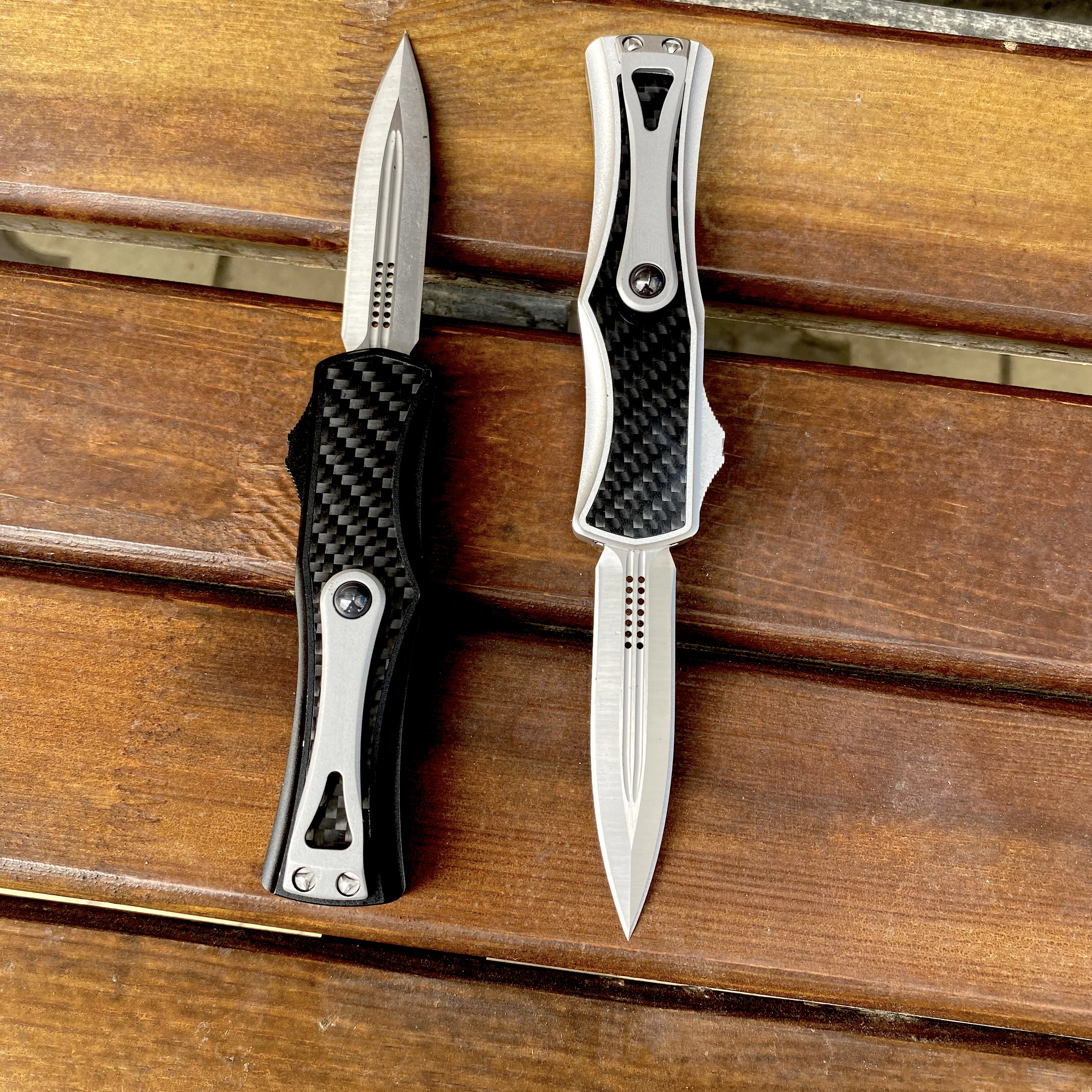 Нож фронтальный автоматический Microtech карбон | Ножи