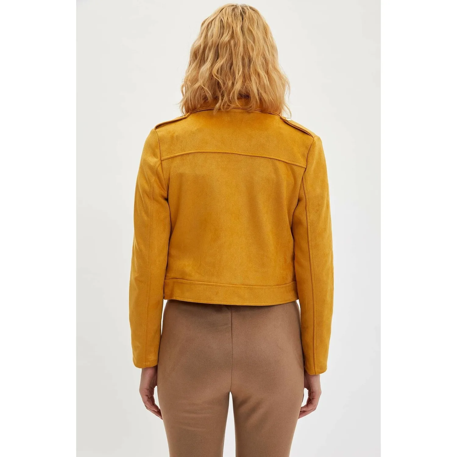 

Zipper Suede Regular Fit Coats M6177AZ19AU