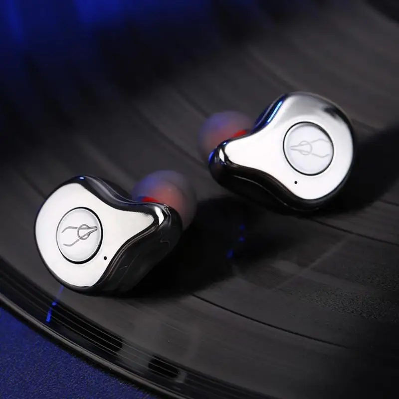 Beste 50PCS Bundel Groothandel Nieuwe Explosie Magic Feest E12 Bluetooth Headset Draadloze 5.0 Ruisonderdrukking Metalen Sport Muziek Oortelefoon