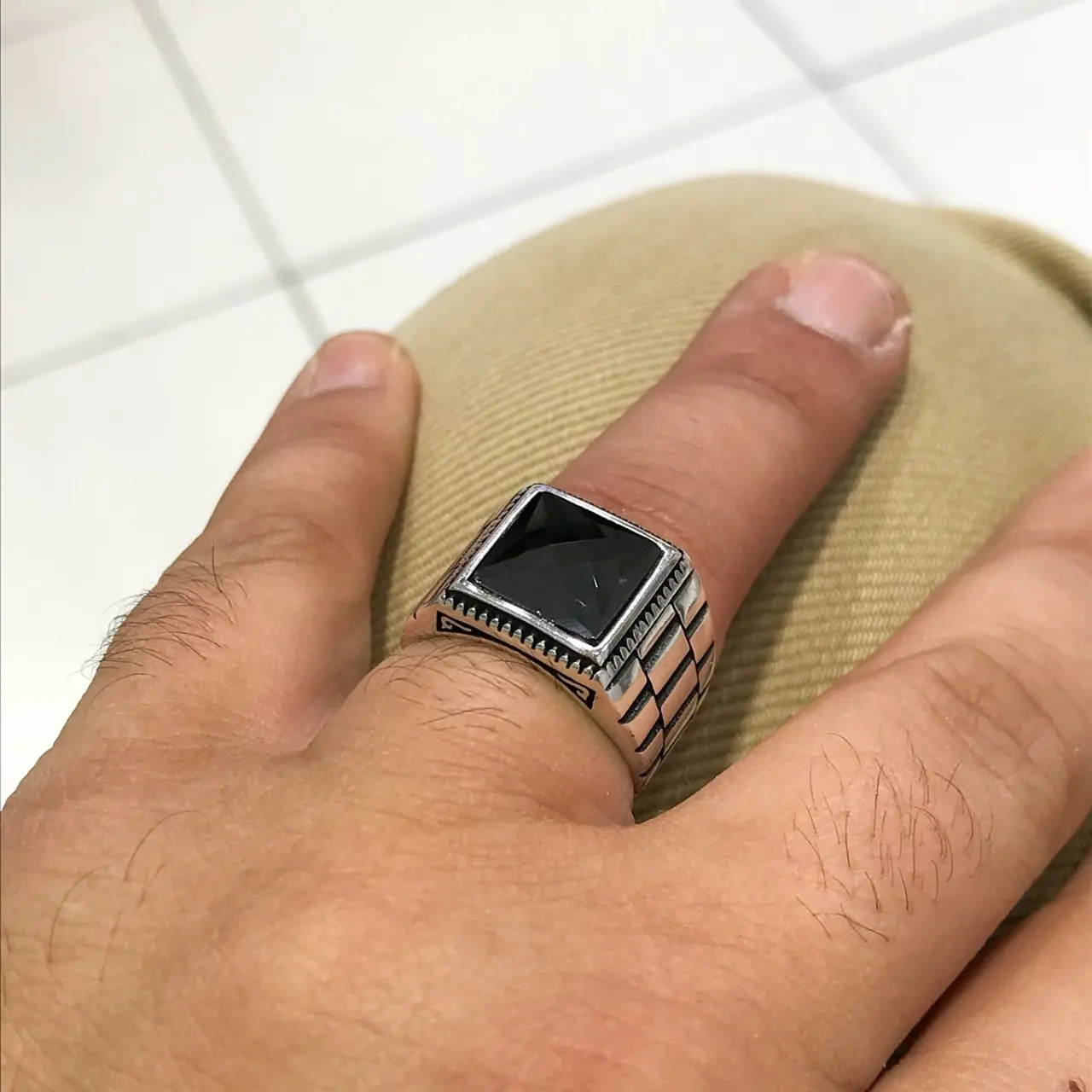 thumb