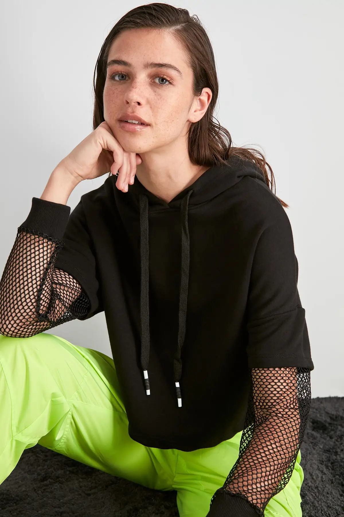 Trendyol трикотажная толстовка с капюшоном TWOAW20SW0705