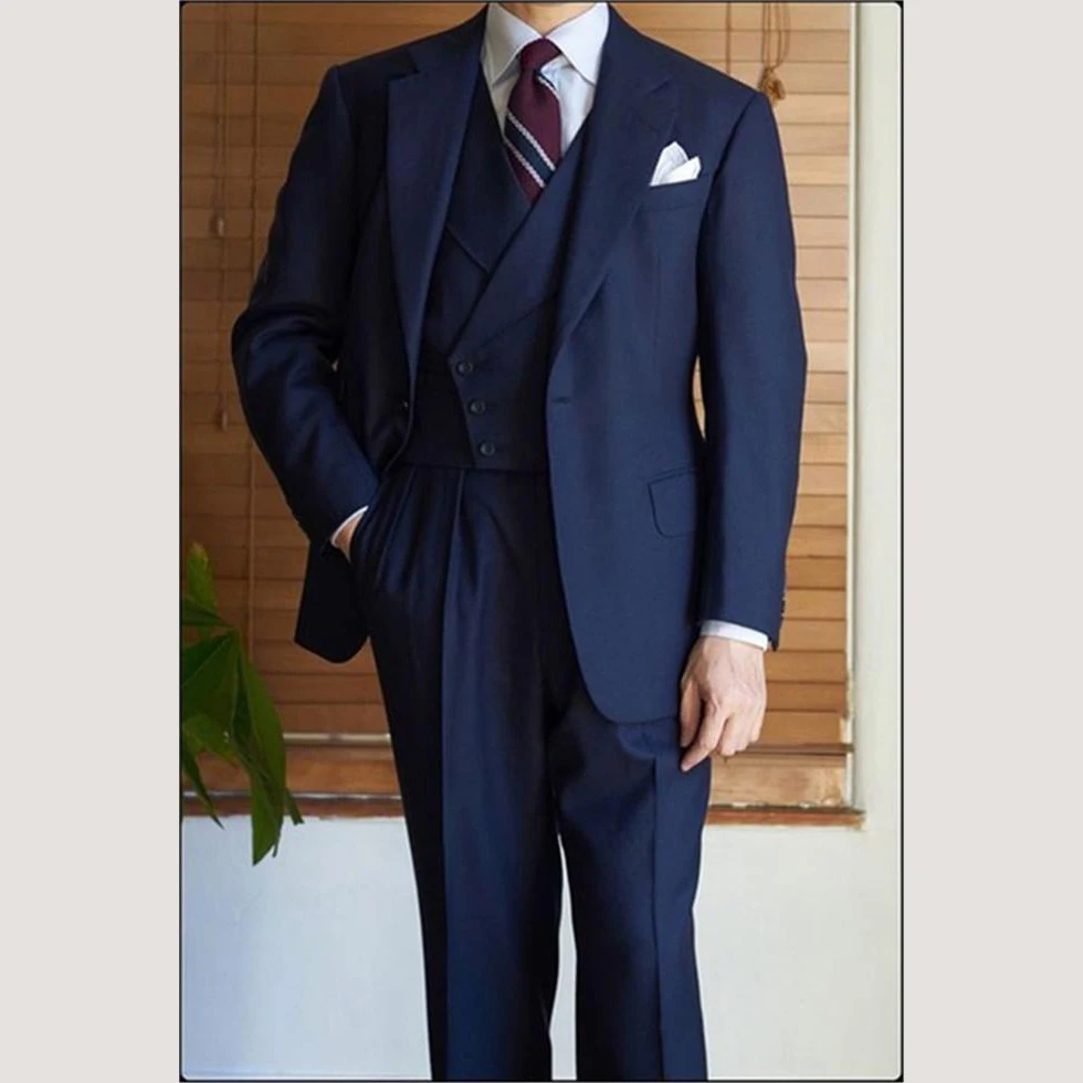 

2022 Latest Design Handsome Wedding Suits Slim Fit Groom Tuxedos Formal Wears Shawl Lapel Groomsman Suits (Jacket+Pants+Vest)