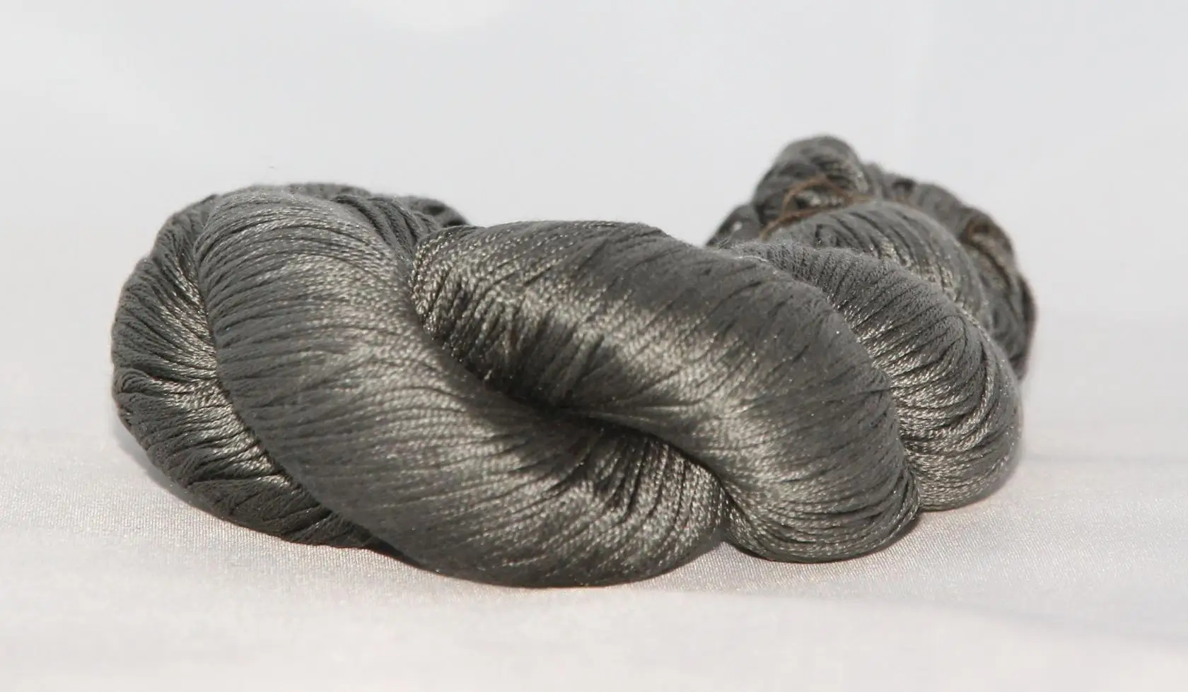 50г Шелковая пряжа Пряжа шелк шелковые нитки для вязания Lyba silk yarn LSCMH-016 | Дом и сад