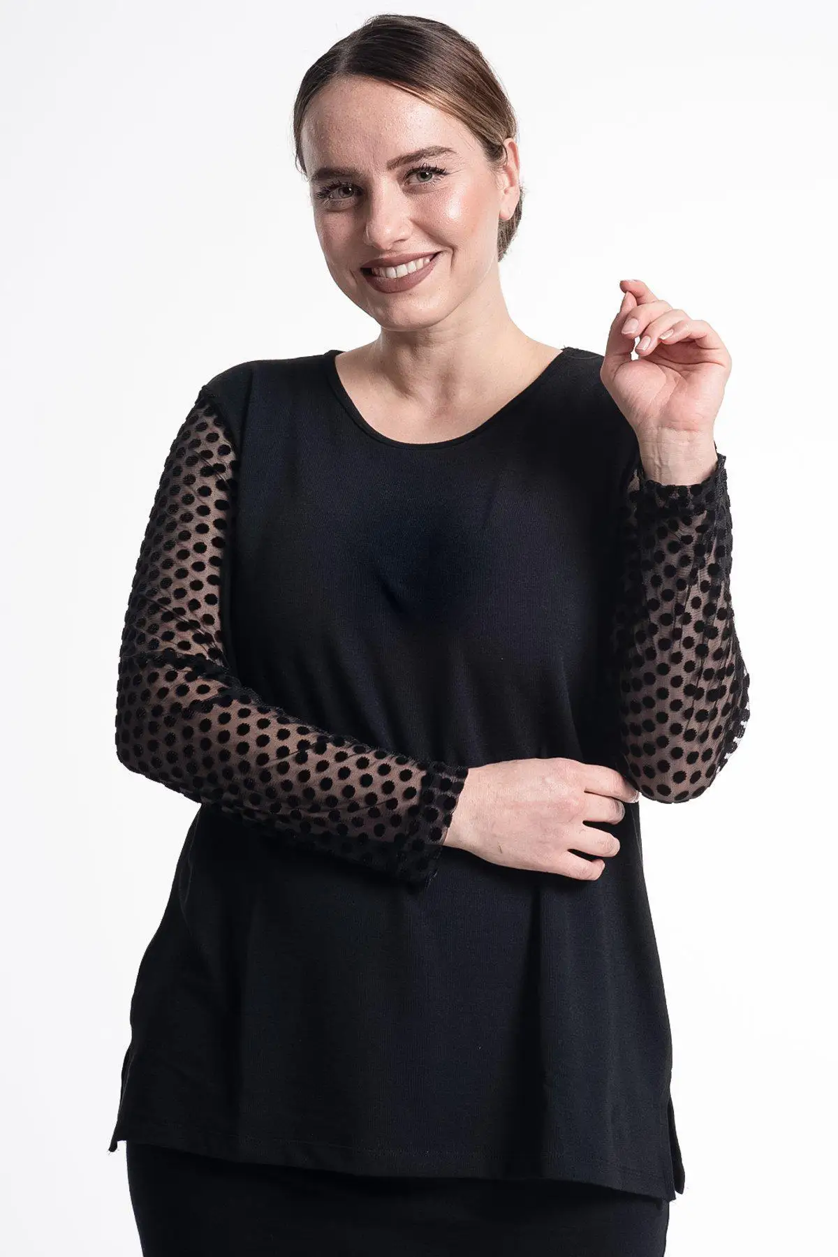 Блузка большого размера Hanezza в горошек с рукавами и рюшами