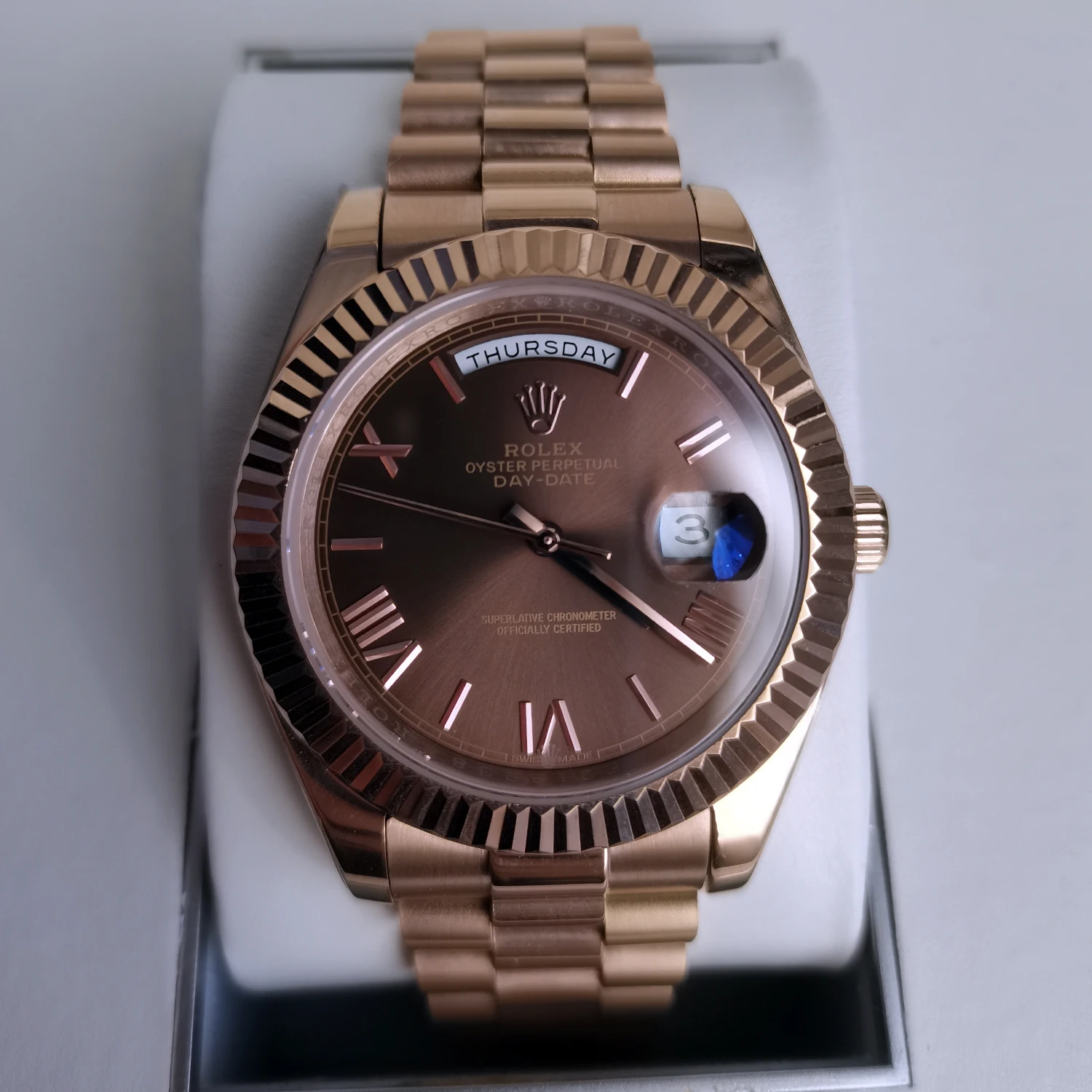 Часы Rolex Day-Date 40 Rose Gold 
