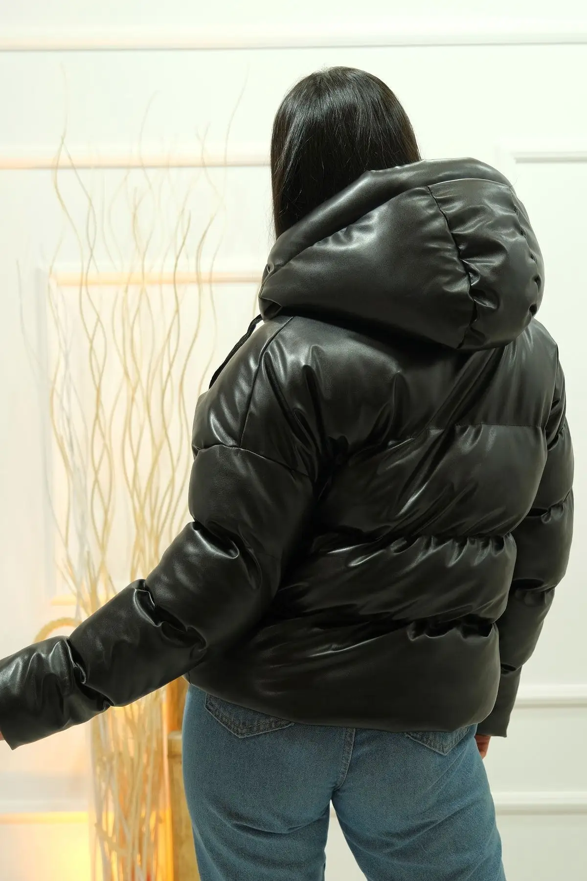 

Women's Black Hooded Shiny Coats Thick Winter Hooded Jacket Parka Chaqueta Goose feather New Trend Outerwear