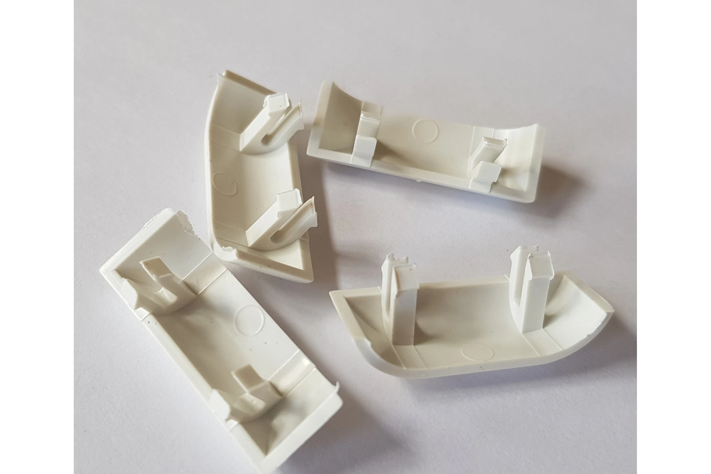 Заглушки для слива пластиковых окон, аксессуары для окон, уплотняющая эластичная лента, самоклеящаяся лента, детали отпугивателя пыли, аксессуары для дома, оконная муха-москитная сетка.