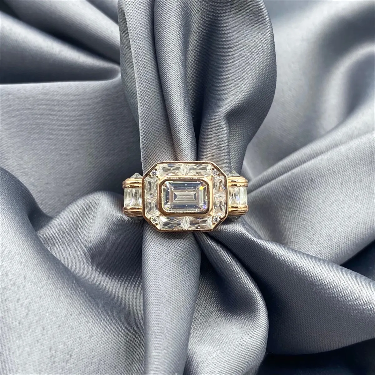 

Rose Plated Baguette Gourmet Ring