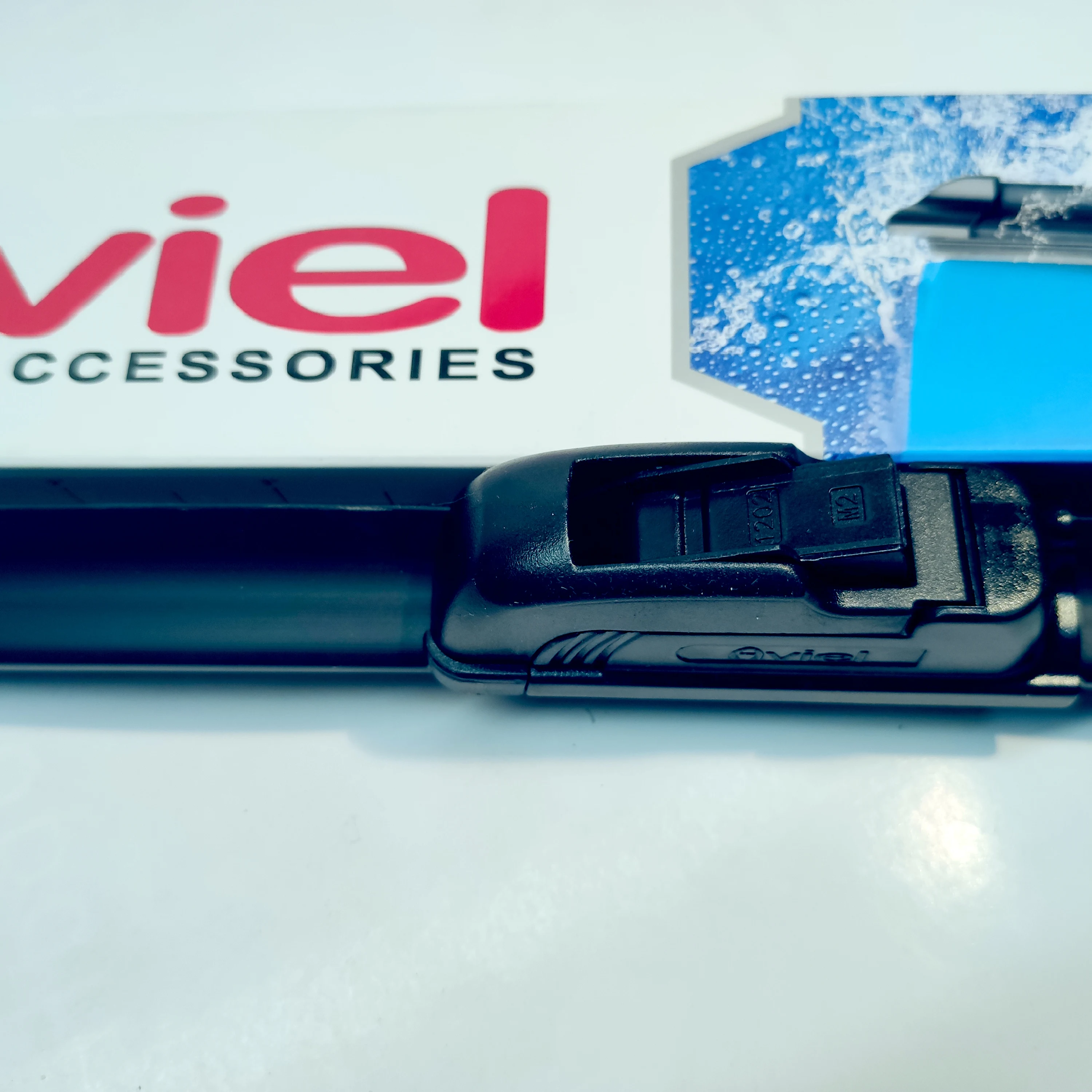 Дворники щётки стеклоочистителя бескаркасные под крючок и штыревой разъем. AVIEL -