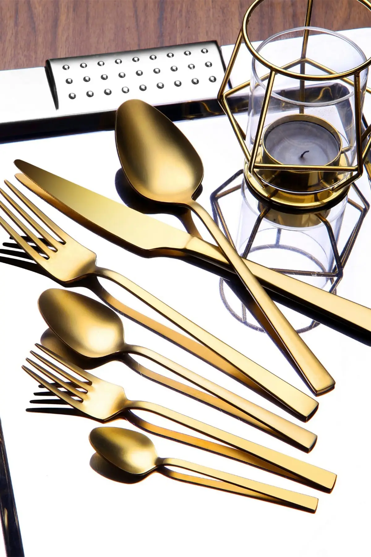 

36pcs Gold Flatware Stainless Steel Cutlery Set Fork Spoon Luxury Cutlery Set Gift Box Tableware set dishwasher safe