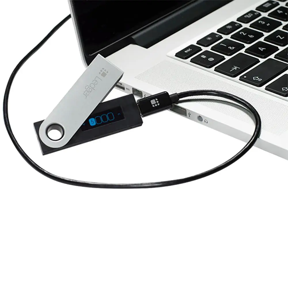 Аппаратный криптокошелек Ledger Nano S|USB-гаджеты| |