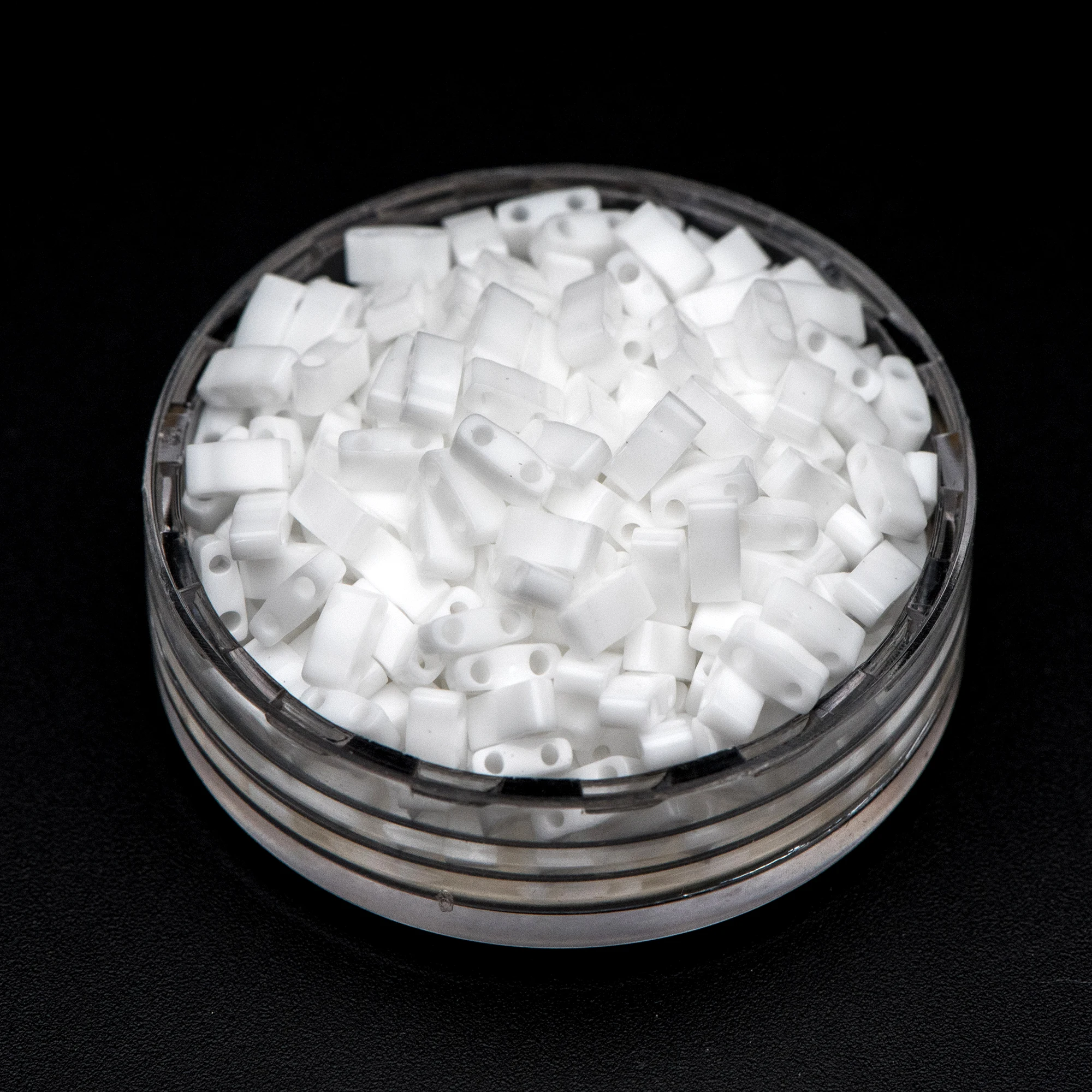 Полубусины Миюки бусины полубусины японские из семян HTL0402 белый непрозрачный