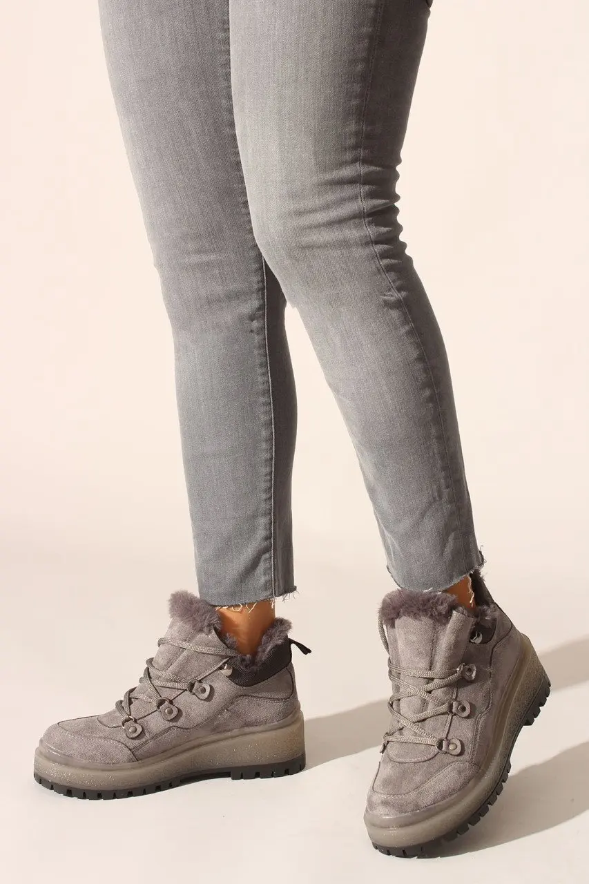 

Babba RO Women's Gray Suede Boots. Stylish Casual Casual