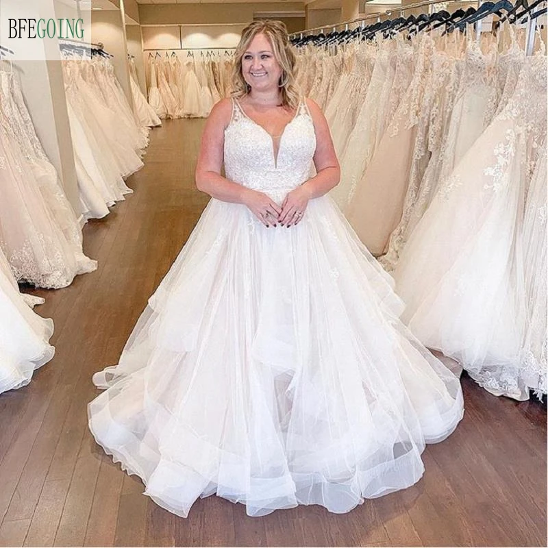 Платье Свадебное ТРАПЕЦИЕВИДНОЕ с V образным вырезом без рукавов на бретелях