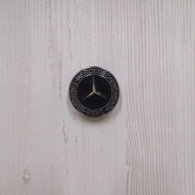 Мерседес эмблема в капот 57мм | Emblems