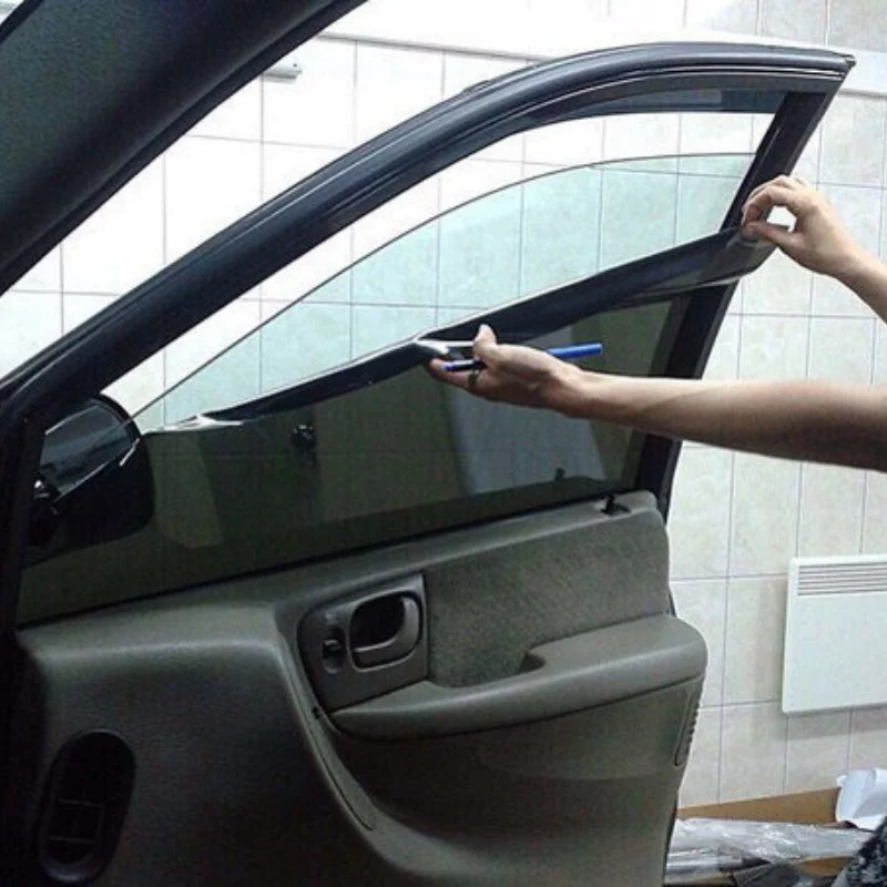 тонировка авто. тонировка автомобильных стекол. тонирование стекол авто. тонировка llumar 70. тонировка стекол автомобиля.