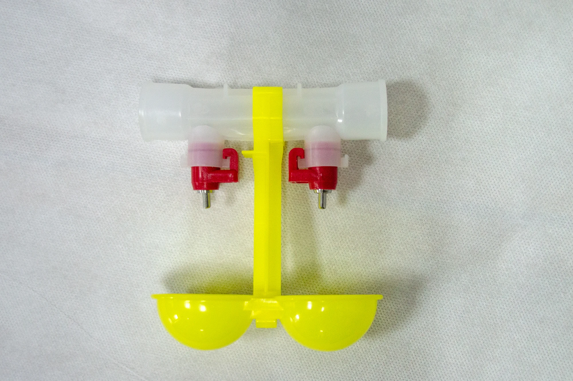 Комплект ниппельного поения для кур перепелов цыплят Поилка птиц курятника