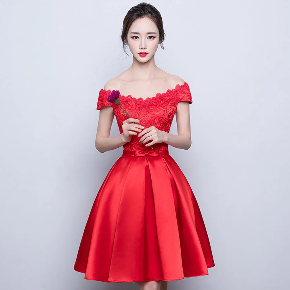 Серебряное платье подружки невесты с открытыми плечами Короткое мини для