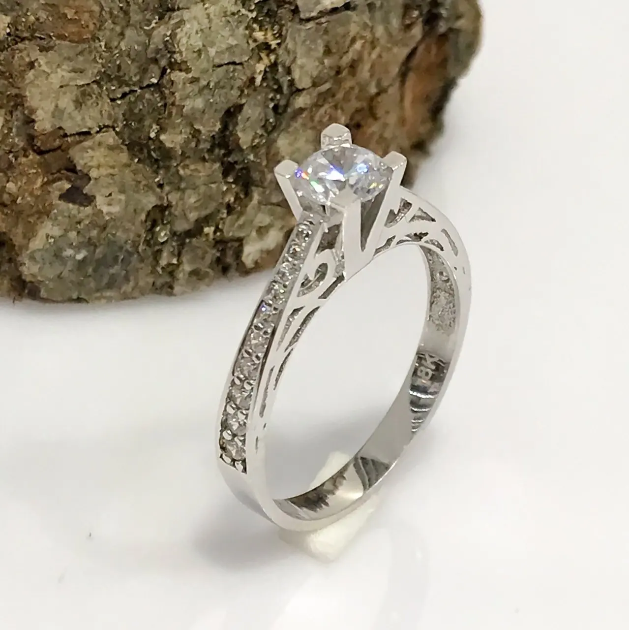 Бриллиантовое кольцо монтюр 6 мм элегантная помолвка белое золото | Украшения и