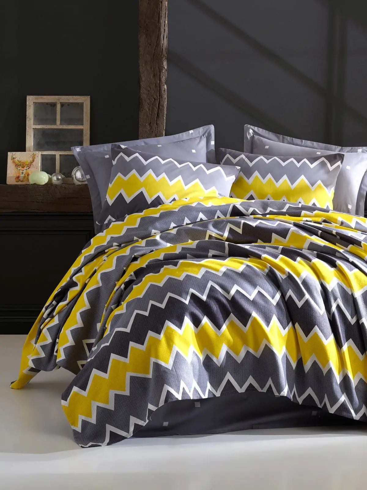 Комплект постельного белья из турецкого хлопка с наволочкой желтого и серого