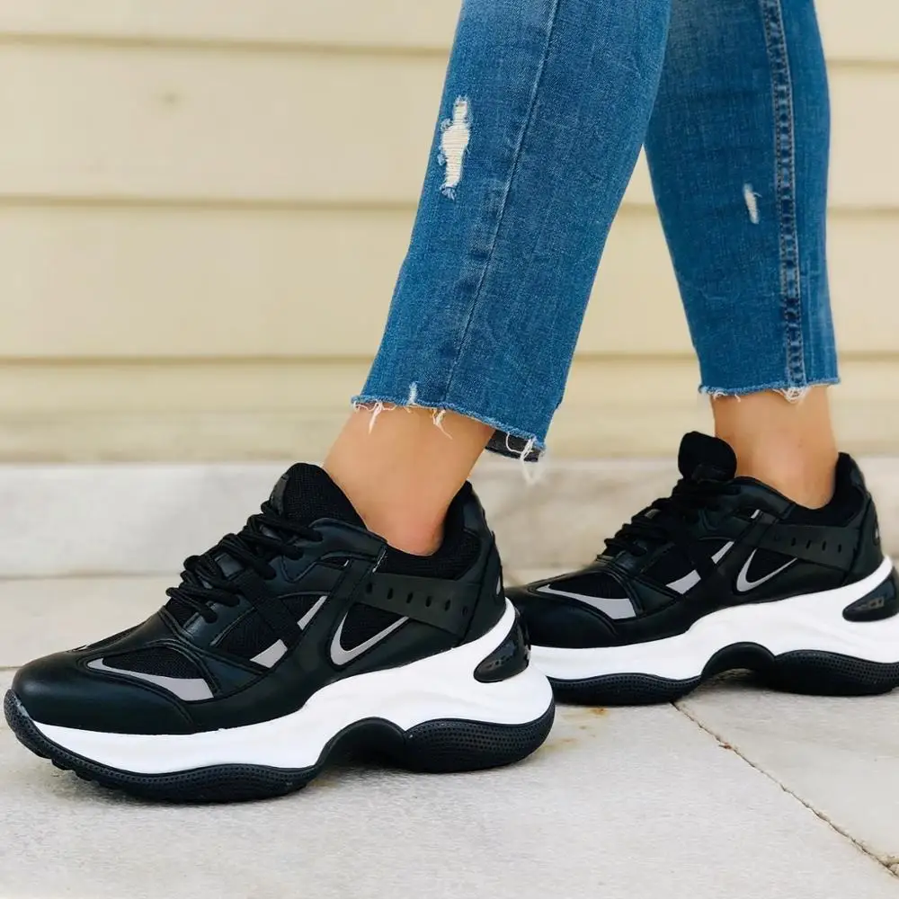 

Women Black New Fashion Breathable Light Weight Laced Sneakers for Girls Casual Walking Feminino Outdoor Sports Shoes