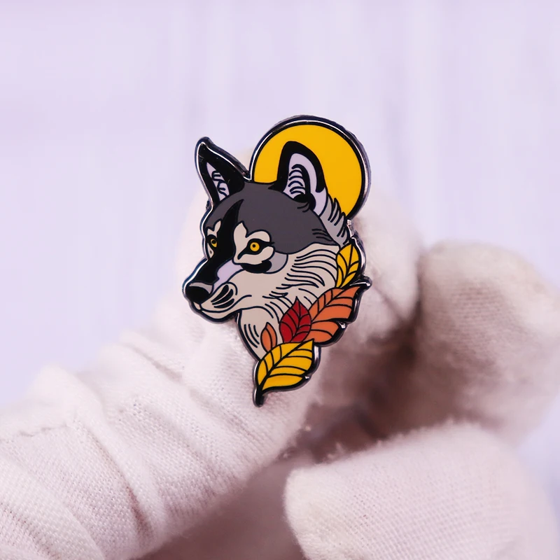 Осенняя эмалированная заколка в виде волка значок форме Луны модные ювелирные