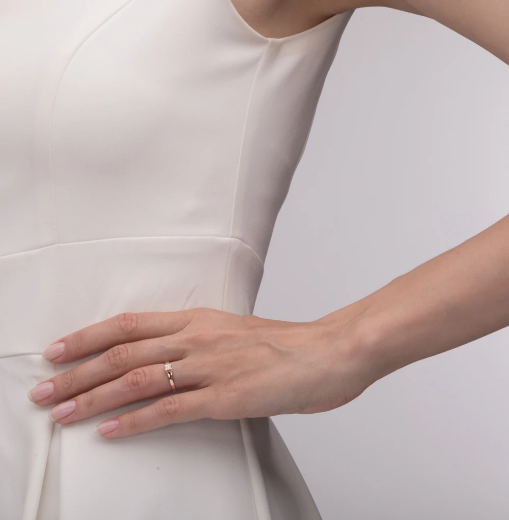 Золотое кольцо с бриллиантом SUNLIGHT проба 585 | Украшения и аксессуары