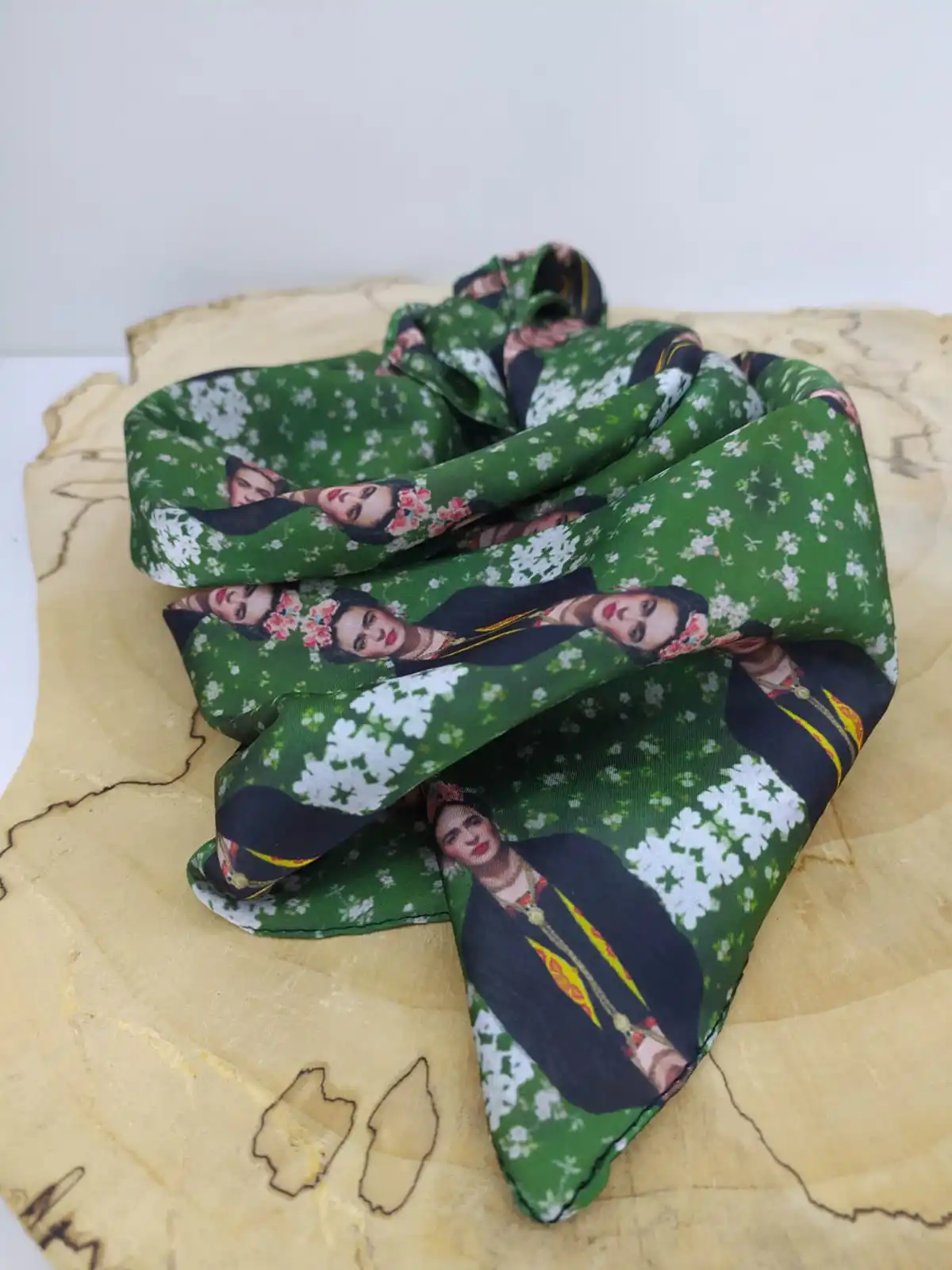 

Kahlo Frida Printed Luxury Women Shiny New Fashion Silk Scarf Foulard Hair Bandana Femme Neck Hair Skinny Tie Scarves Tie