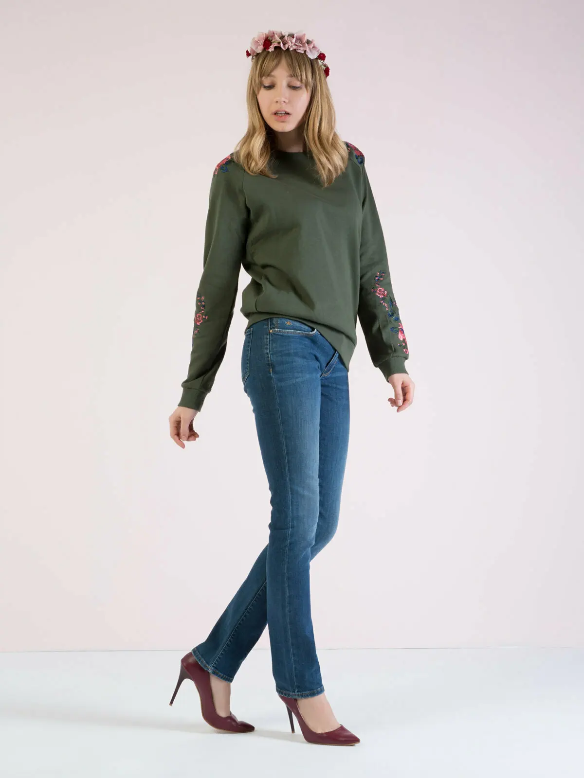 Colins Woman 703 Carla Slim Fit синие с низкой посадкой прямые джинсовые брюки хули женские для