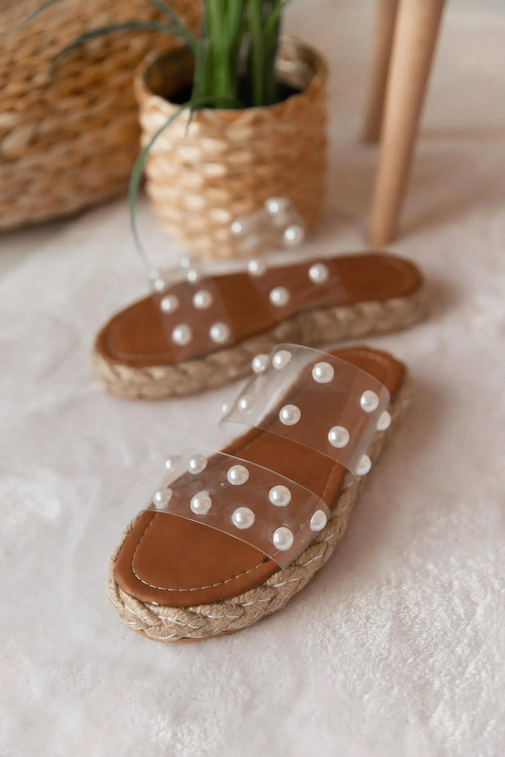 

Kully Pearl Slippers new season slippers stone detail elegant design women's fashion