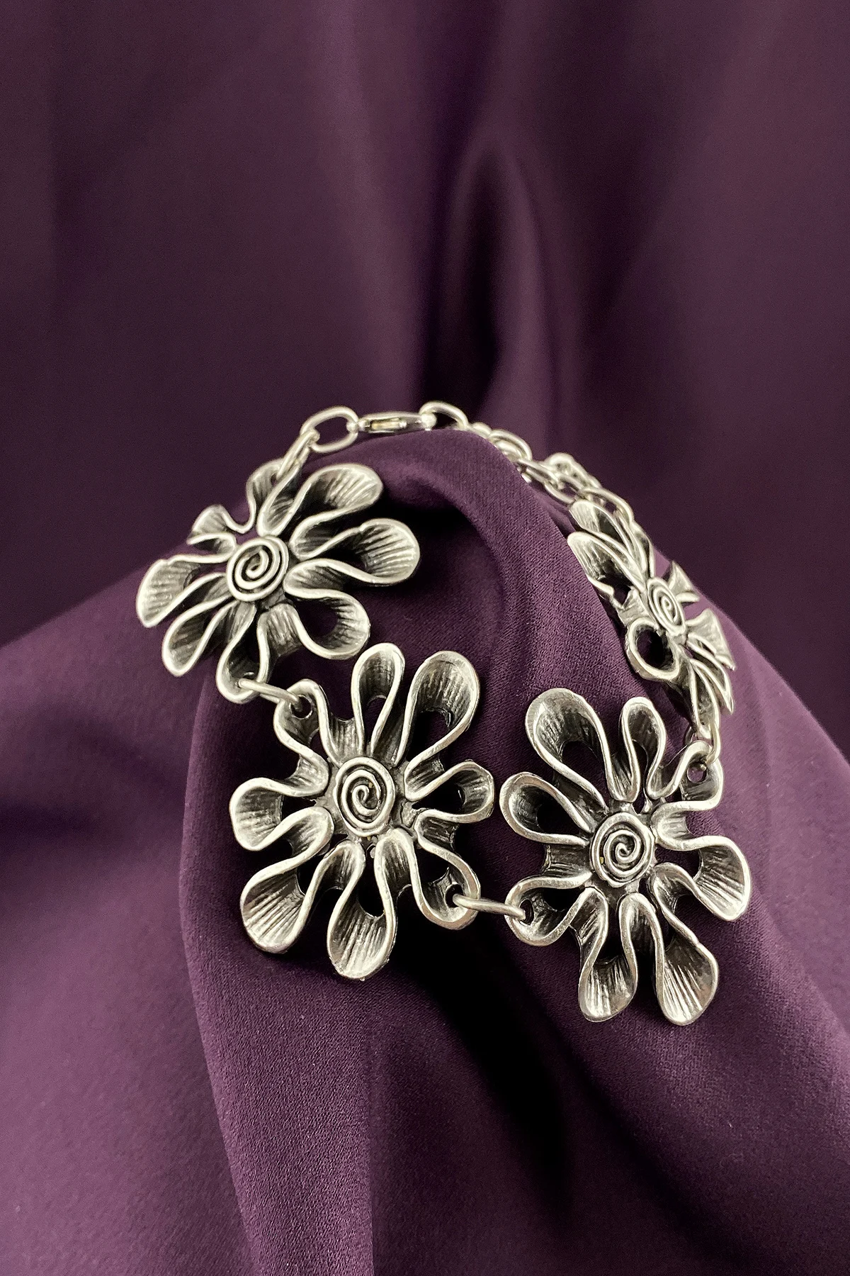 

Flower Bohemian Antique Silver Plated Chain Bracelet