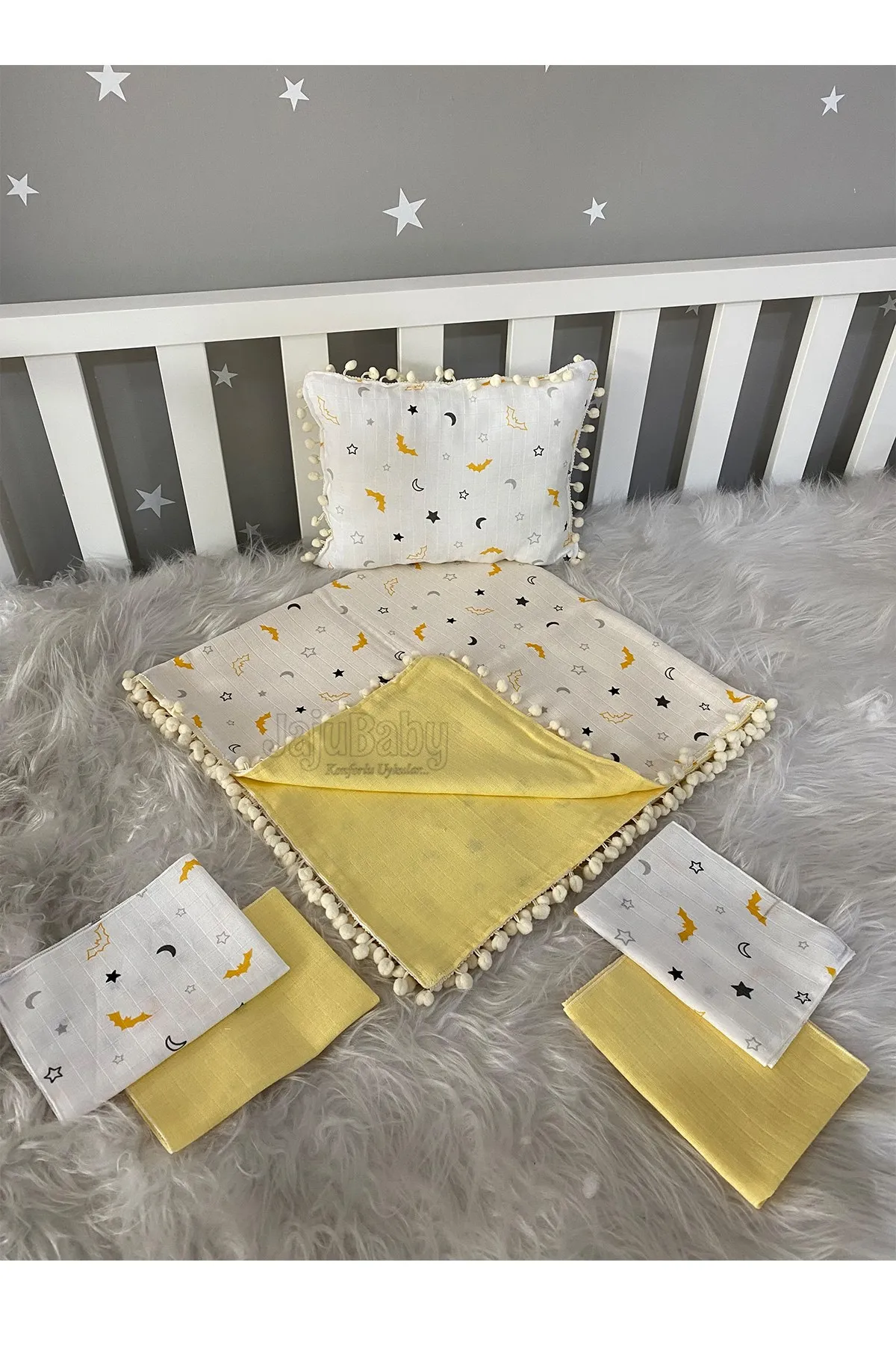 

Jaju Baby Yellow Double Sided Muslin Blanket Handkerchief and Pillow 6 Piece Set