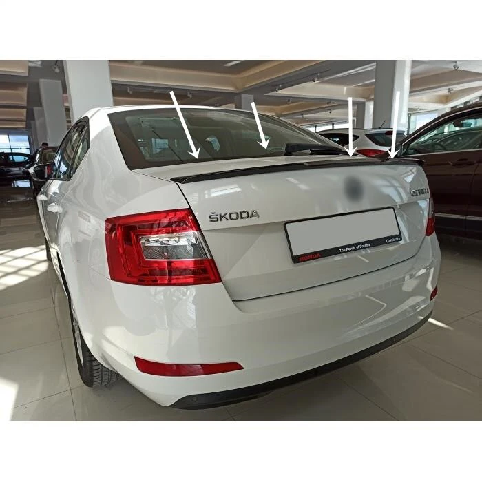 Для Skoda Octavia верхнее крыло багажника 2015 2016 2017 спойлер отделка задней двери