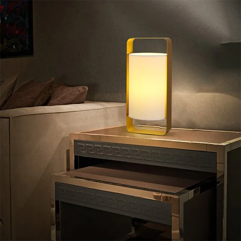 Современное домашнее освещение Золотое металлическое для кафе гостиной