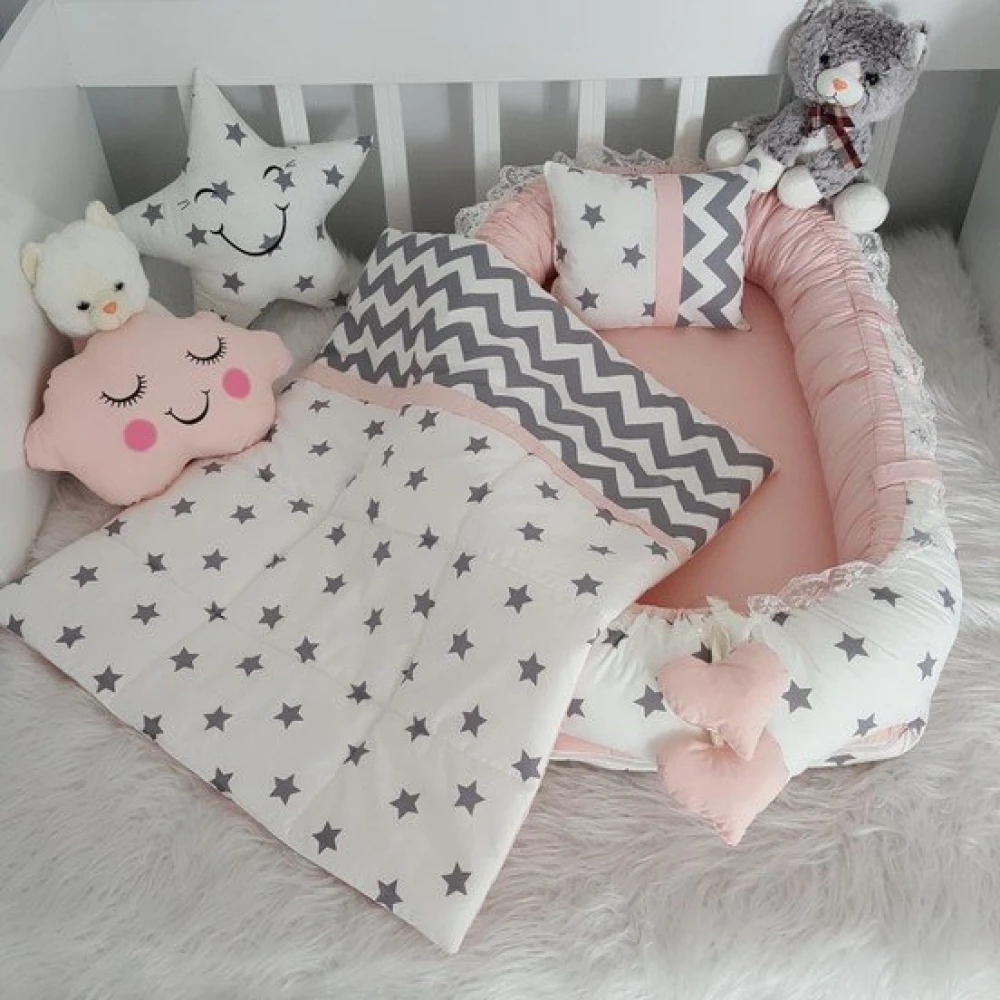 Jaju Baby Handmade Pink and Grey Stars Design Luxury Orthopedic Babynest and 5 Piece Bedding Set Mother Side Portable Baby Bed