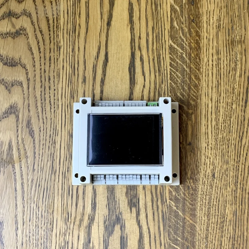 

Multifunctional automatic Contronius with screen . Automatic control system .