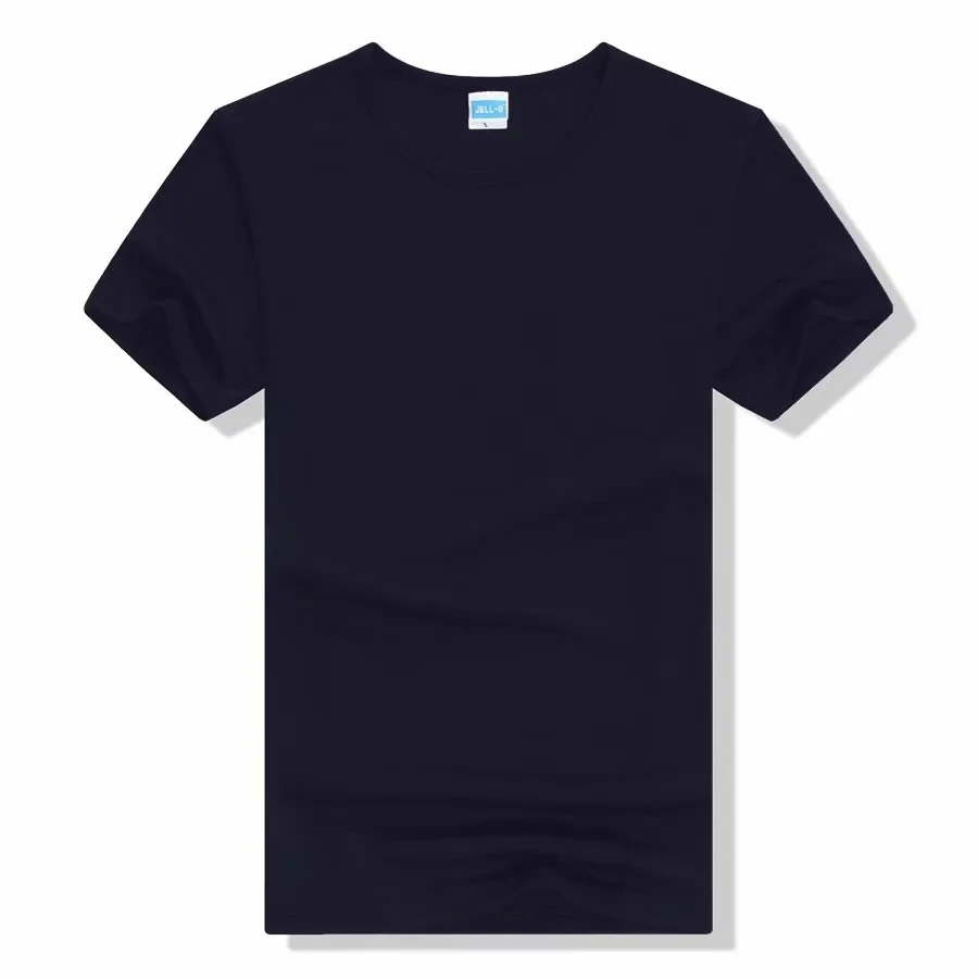 Черная футболка с коротким рукавом и круглым вырезом