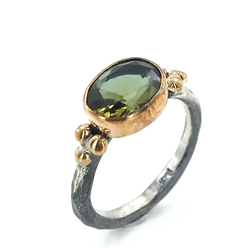 Модное серебряное кольцо подлинное овальное из зеленого камня ювелирное изделие