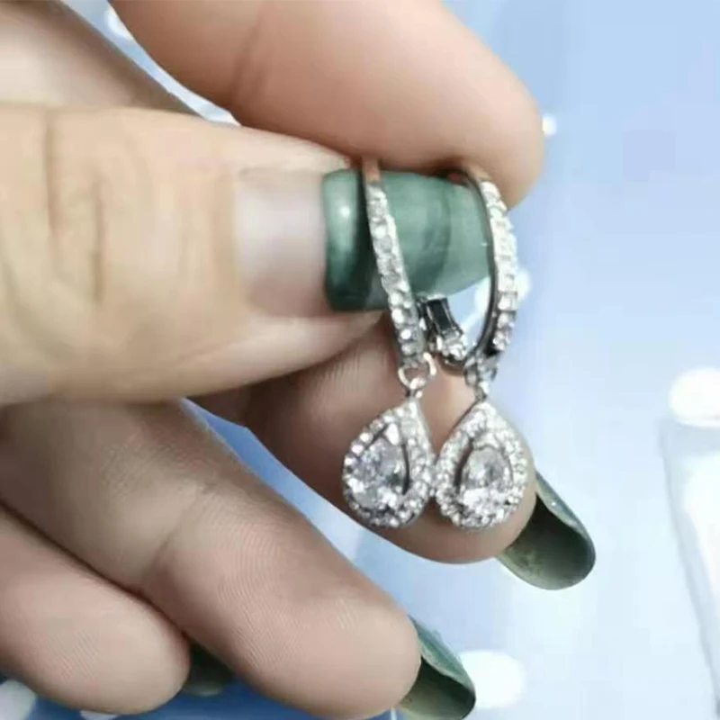

2020 Fashion Jewelry SWA New ANGELIC PIERCED EARRINGS White Gold Charming Water Drop Decoration Women'S Romantic Jewelry Gifts