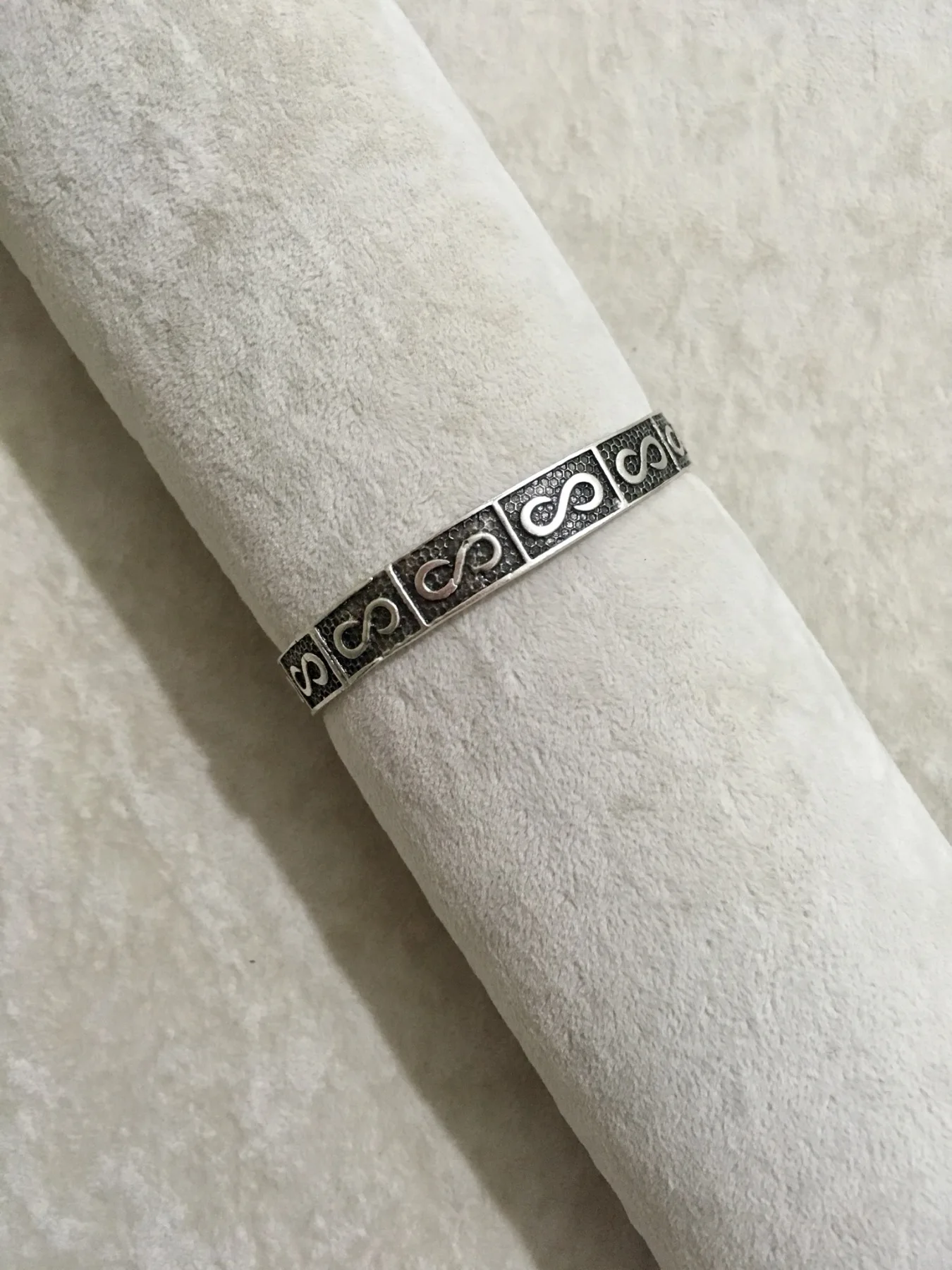

Silver plated Zirconia Color Infinity Bracelets Simple Bracelets For Women Wedding Jewelry Gifts Vintage Fashion 2021 lux