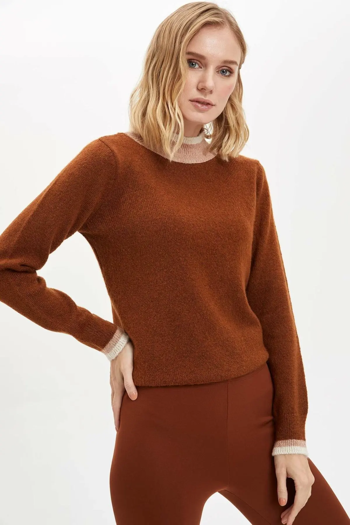 DeFacto женский зимний белый коричневый цвет пуловер Женский вязаный однотонный