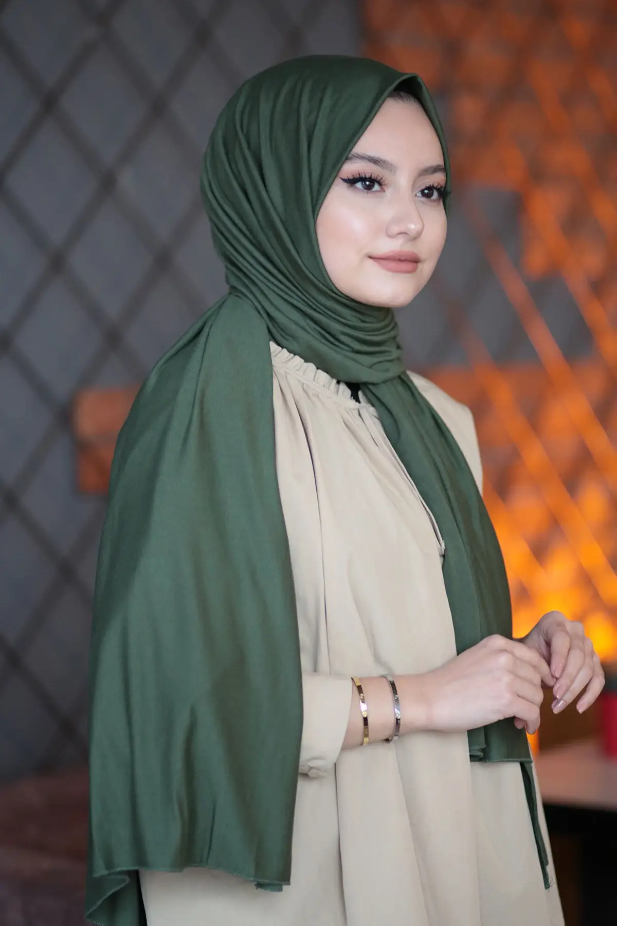 

2021 Muslim Islamic Hijab Scarf Women Solid Color Four Season Soft Long Shawls and Wraps Head Scarves Bandana Ladies Hijabs