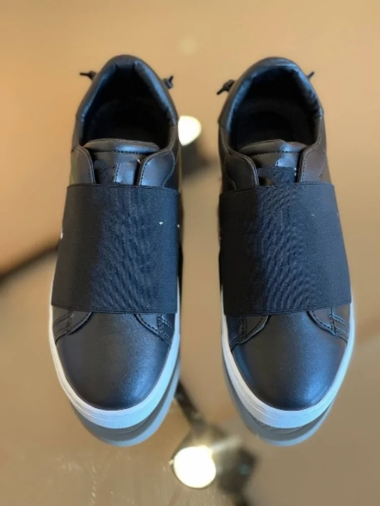 

High Luxury Good QualityUltra Comfortable Causal Shoes
