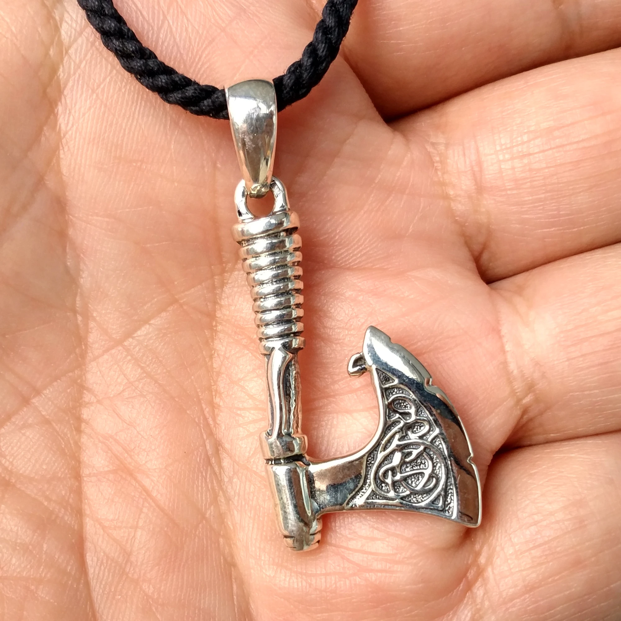 Славянский оберег &quotСекира Перуна&quot на древке. Серебро 925 пр. Вес 11 гр.* |