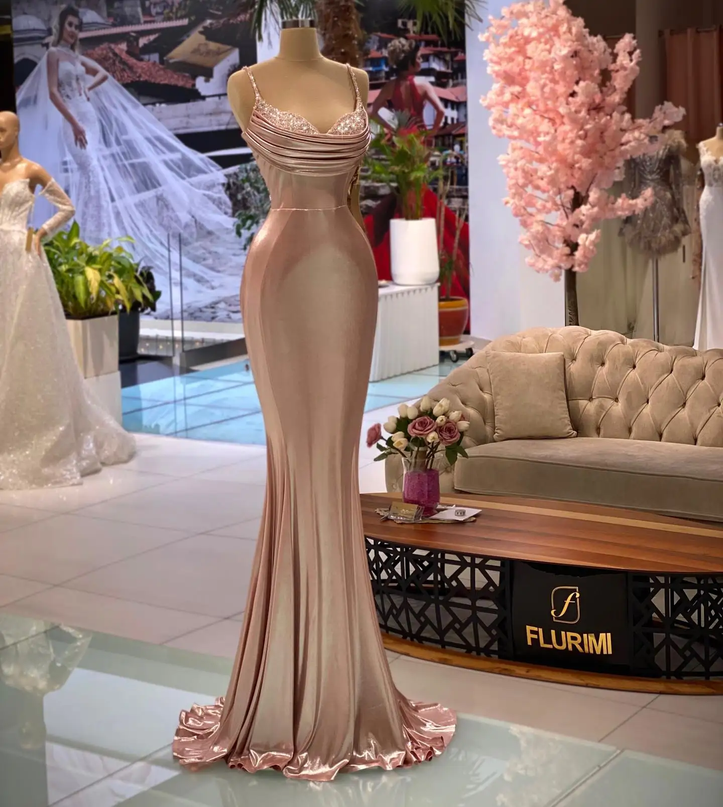 

Exquisite Dubai Mermaid Evening Dresses Champagne Beads Sleeveless Formal Prom Gowns Floor Length Glitter Sequins Party Dress