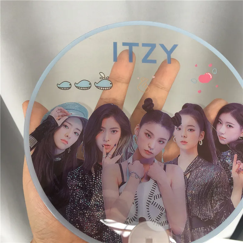 K поп ITZY веера YEJI RYUJIN YUNA прозрачный ПВХ альбом концерт вентиляторы подарки CHAERYEONG YGG347