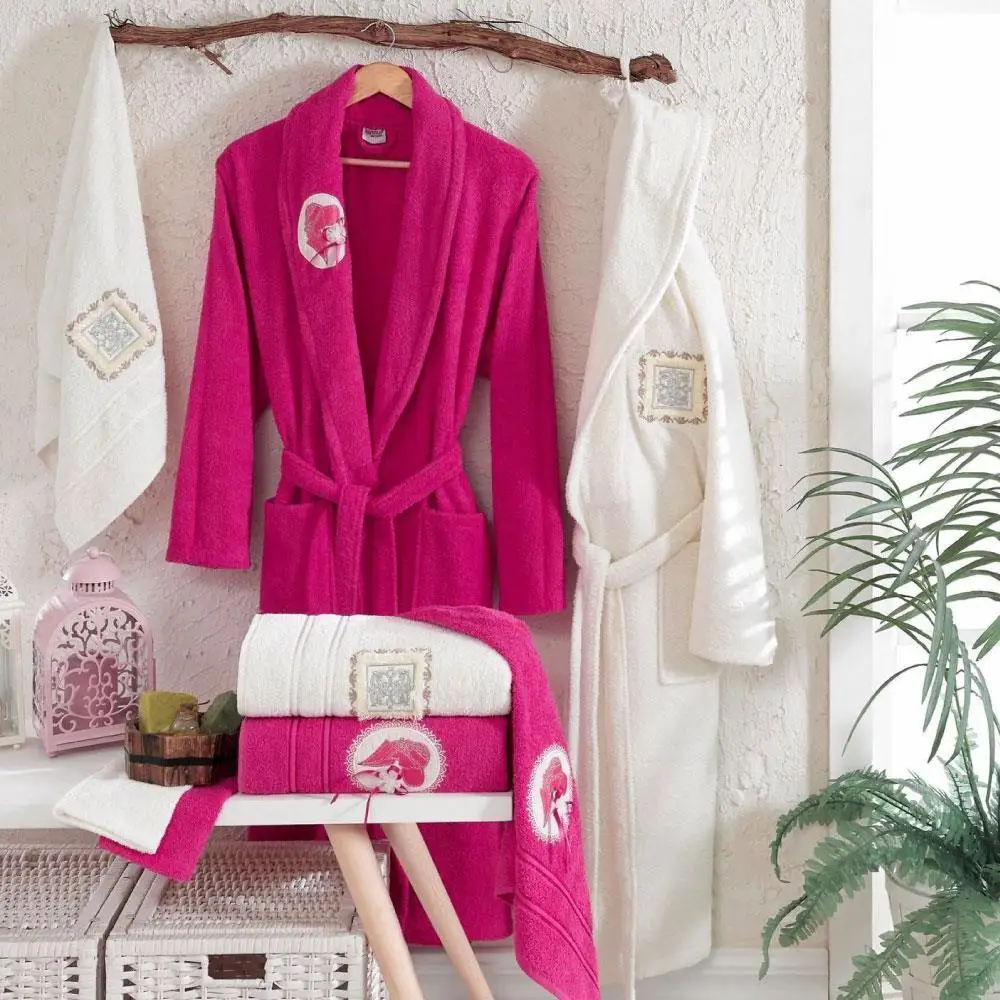 

Soapy Lace Bathrobe Set