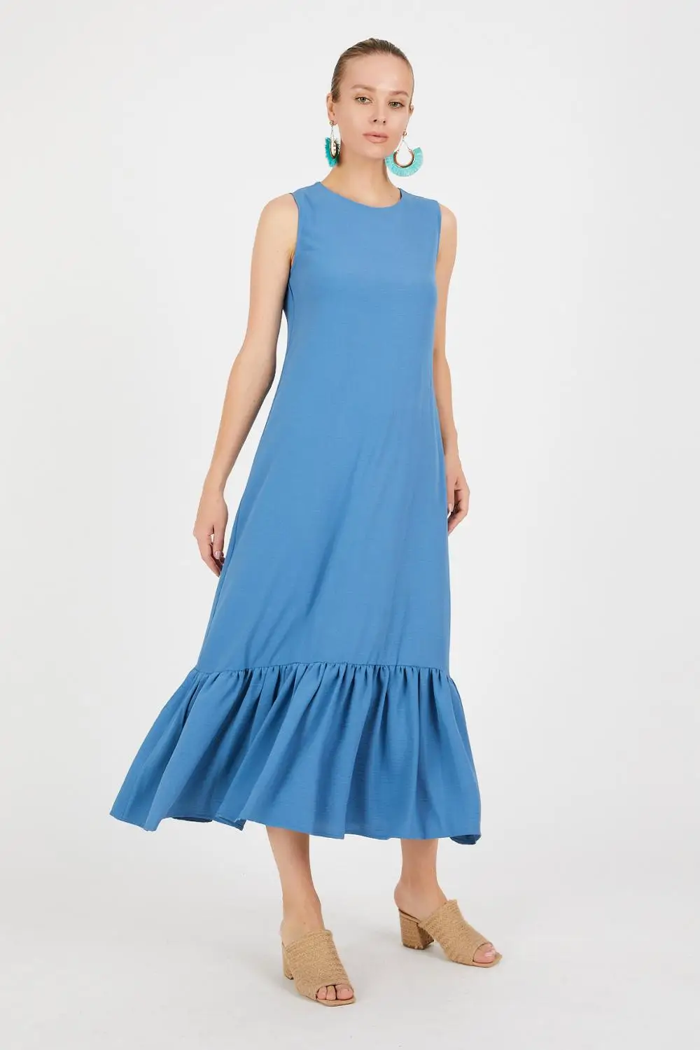 

European Size 2 x [S, M, L, XL (36, 38, 40, 42)] = 8 ITEMS / LOT: Sleeveless Women's Dress Linen Aerobin Fabric Brand: NFree